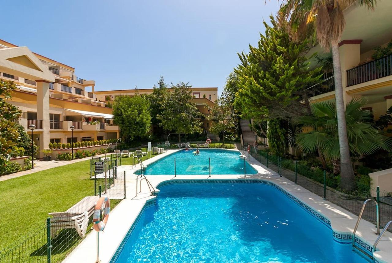 Oleholidays 344 Romana Playa Con Vistas Al Mar Marbella Eksteriør billede